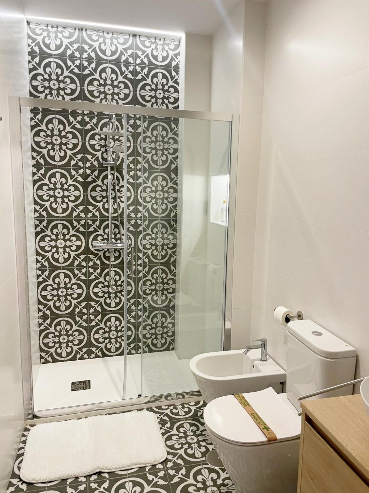 Piso Familiar Con Tres Habitaciones En La Goleta Málaga Buitenkant foto